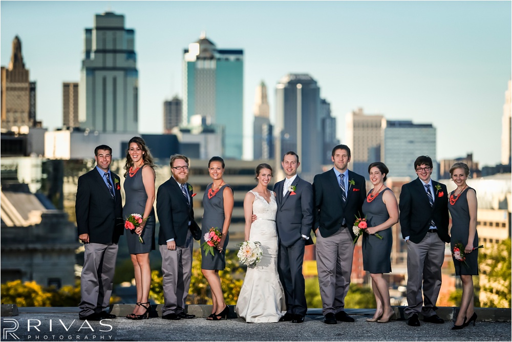 Classic Kansas City Wedding - Kansas City Wedding Photographers - Wedding Pictures at Liberty Memorial